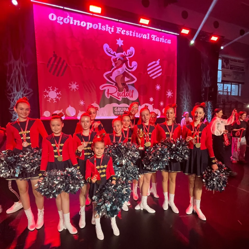 Mażoretki Szafir Golina